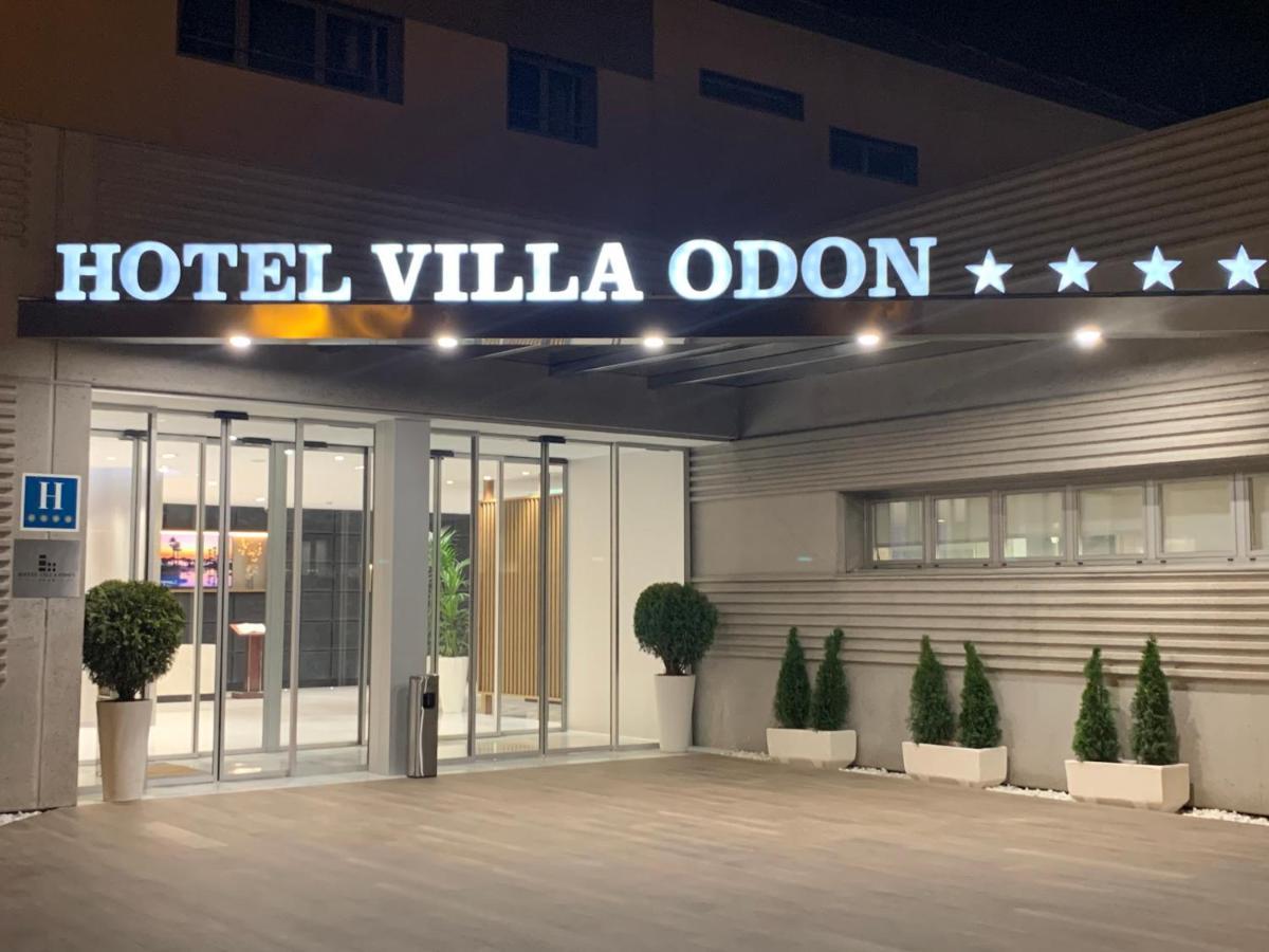Hotel Villa Odon Villaviciosa de Odón エクステリア 写真