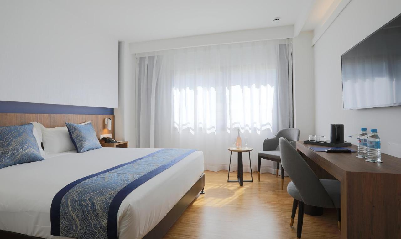Hotel Villa Odon Villaviciosa de Odón エクステリア 写真